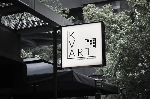 veliki logo zakacen napolju